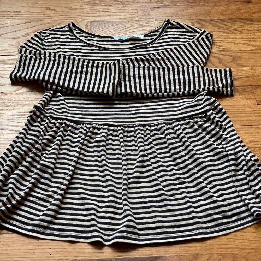 STRIPED PEPLUM SHIRT <3